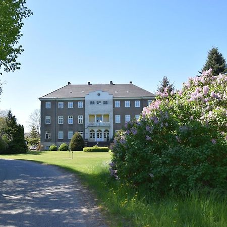 Gutshaus Volzrade Hotel & Ferienwohnungen In Elbnaehe Lubtheen Exterior foto